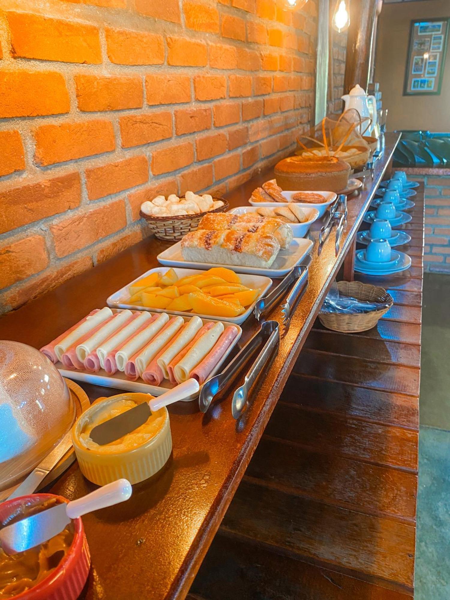 Pousada E Restaurante Casarao パッサ・クアトロ エクステリア 写真